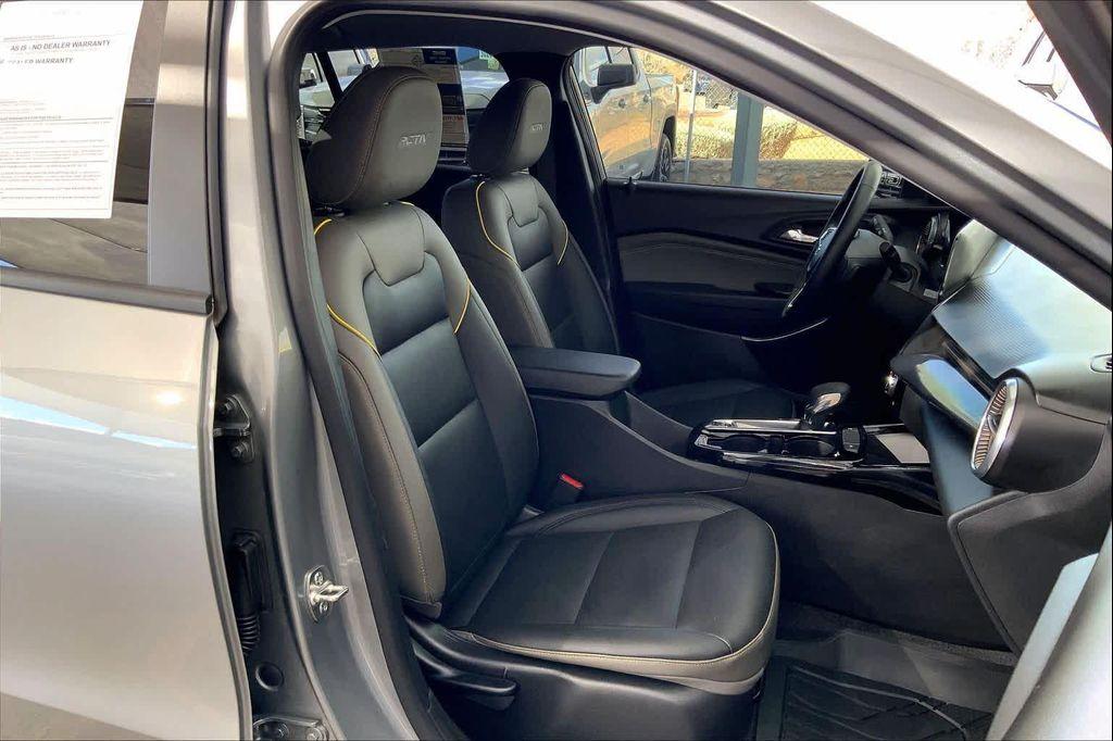 used 2025 Chevrolet Trax car, priced at $24,982