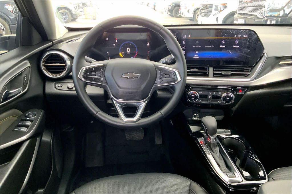 used 2025 Chevrolet Trax car, priced at $24,982