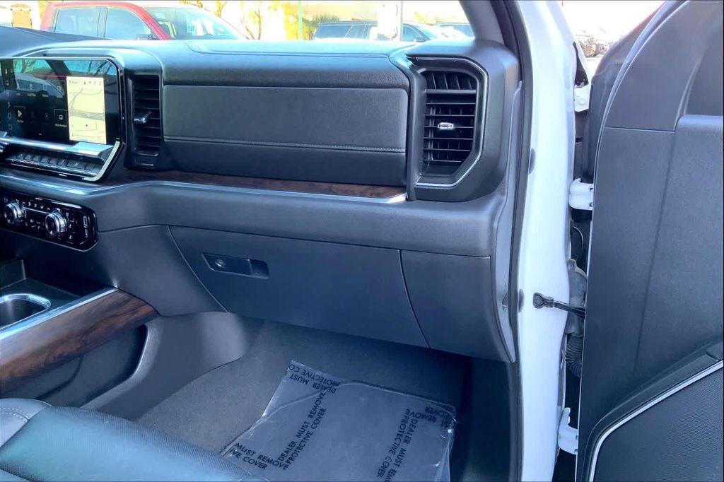 used 2023 GMC Sierra 1500 car, priced at $49,982