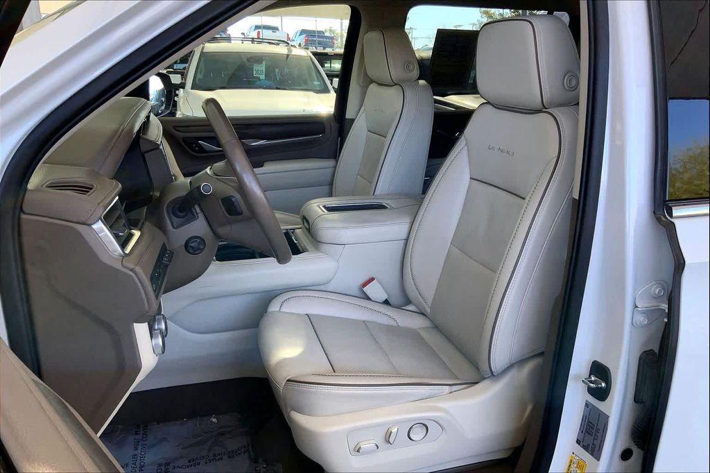 used 2021 GMC Yukon XL car, priced at $49,982