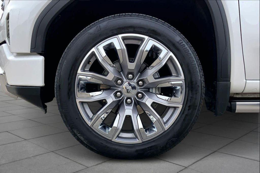 used 2025 GMC Sierra 1500 car, priced at $61,592