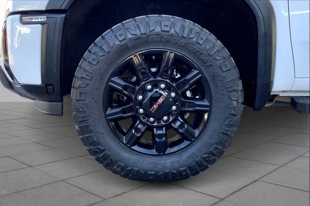 used 2024 GMC Sierra 2500 car, priced at $71,592