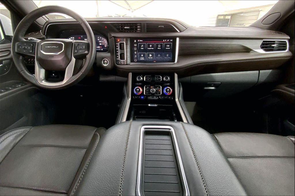 used 2023 GMC Yukon XL car, priced at $61,690