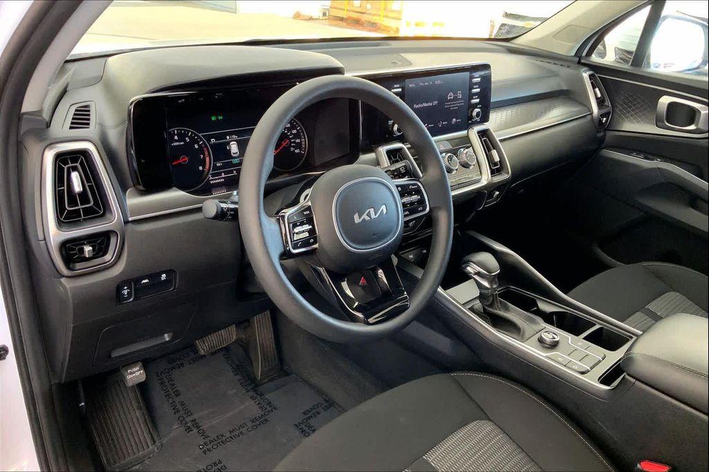 used 2022 Kia Sorento car, priced at $22,933