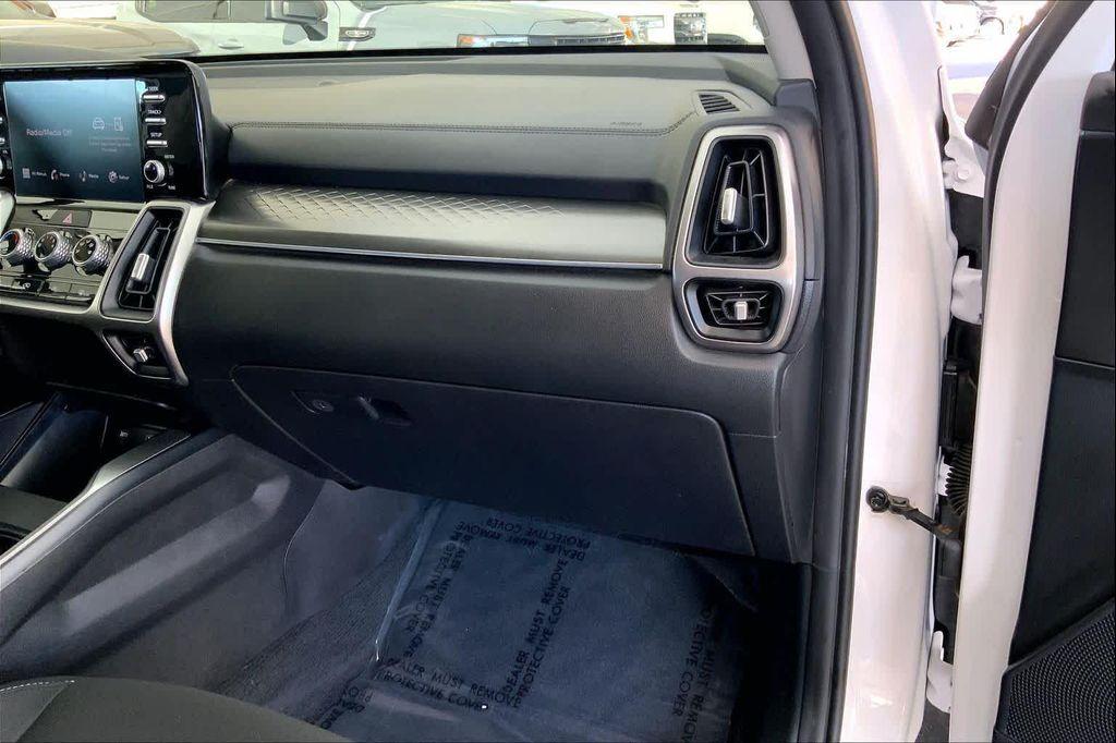 used 2022 Kia Sorento car, priced at $22,933