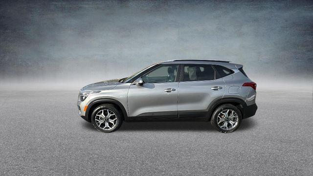 used 2023 Kia Seltos car, priced at $21,348