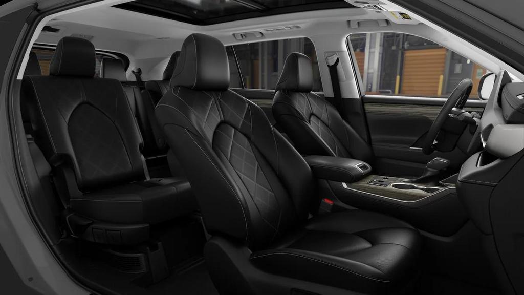 new 2026 Toyota Highlander Hybrid car, priced at $57,333