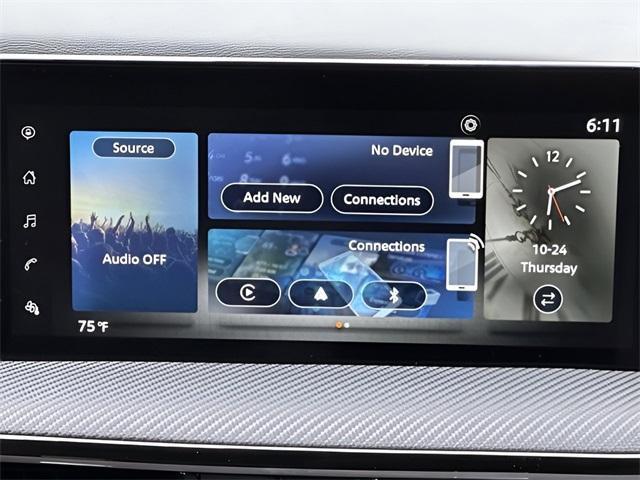 new 2025 Nissan Kicks car, priced at $29,495