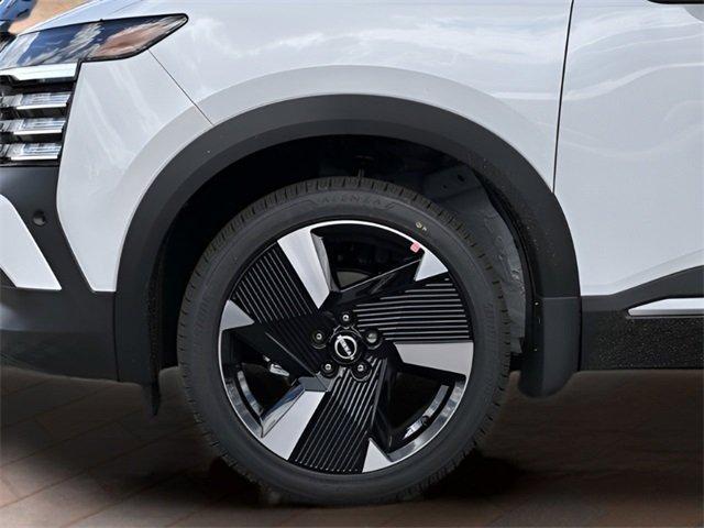 new 2025 Nissan Kicks car, priced at $29,495