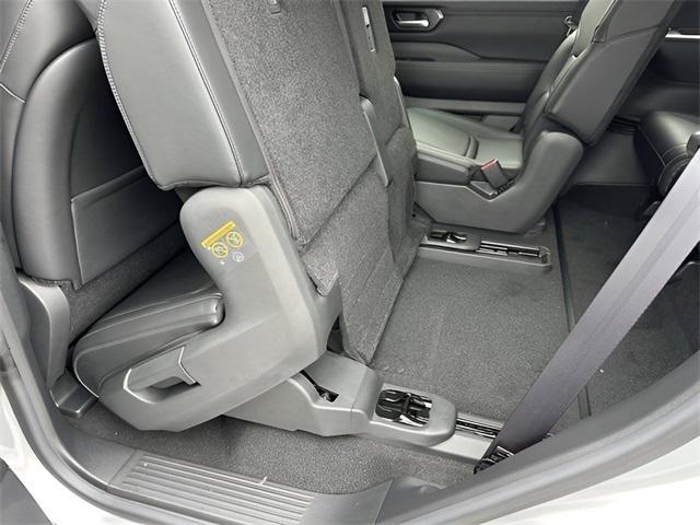 new 2026 Nissan Armada car, priced at $59,995