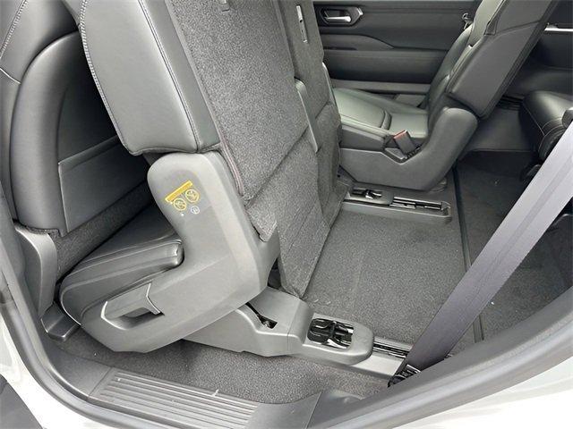 new 2026 Nissan Armada car, priced at $59,995