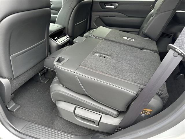 new 2026 Nissan Armada car, priced at $59,995