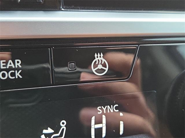 used 2025 Nissan Pathfinder car, priced at $39,500