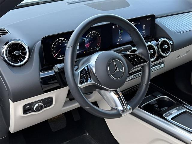 used 2025 Mercedes-Benz GLA 250 car, priced at $35,000