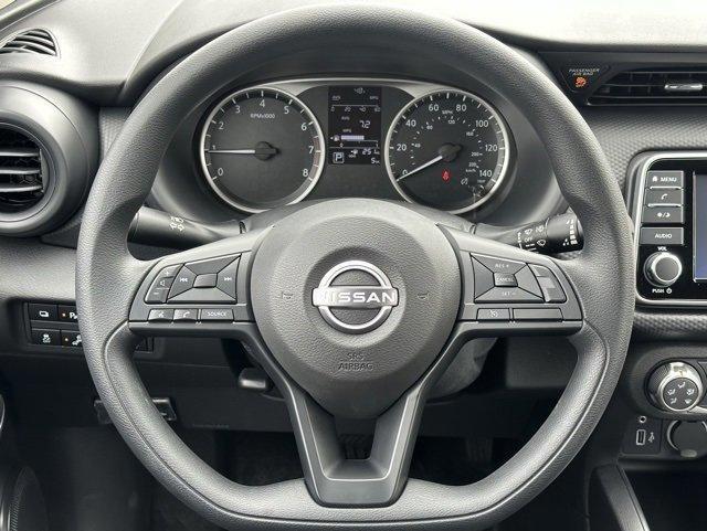 new 2025 Nissan Kicks Play car, priced at $21,495