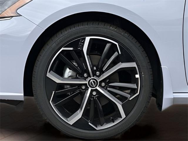 new 2025 Nissan Altima car, priced at $29,499