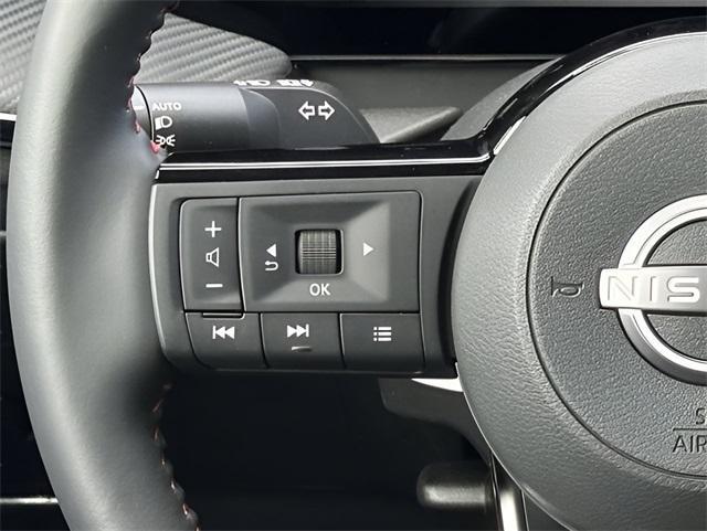 new 2025 Nissan Kicks car, priced at $29,499