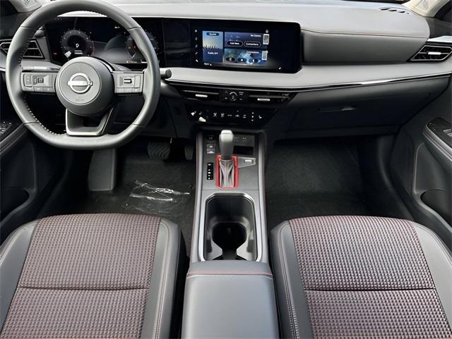 new 2025 Nissan Kicks car, priced at $29,499