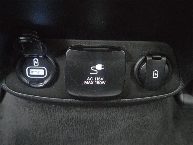 used 2020 Hyundai Santa Fe car, priced at $16,500