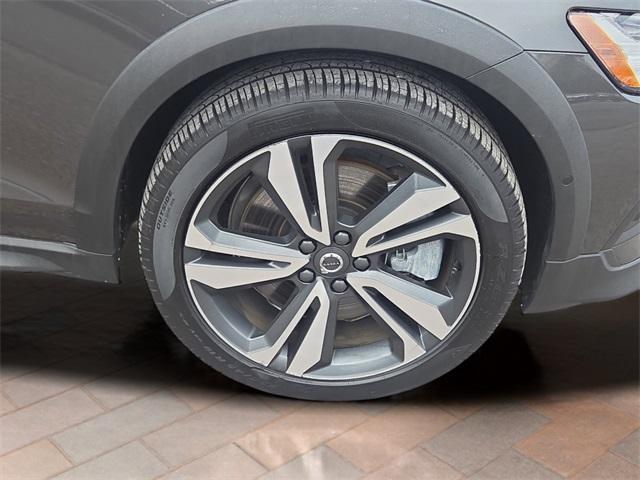 used 2025 Volvo V60 Cross Country car, priced at $37,000