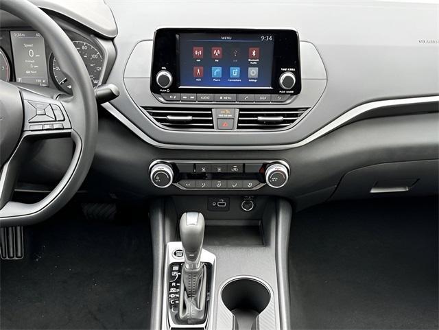 new 2025 Nissan Altima car, priced at $24,995