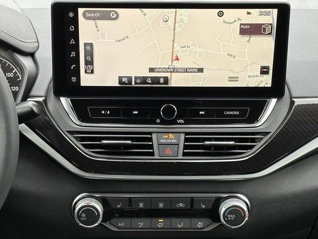 new 2025 Nissan Altima car, priced at $30,599