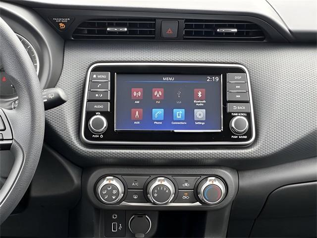 new 2025 Nissan Kicks Play car, priced at $21,500