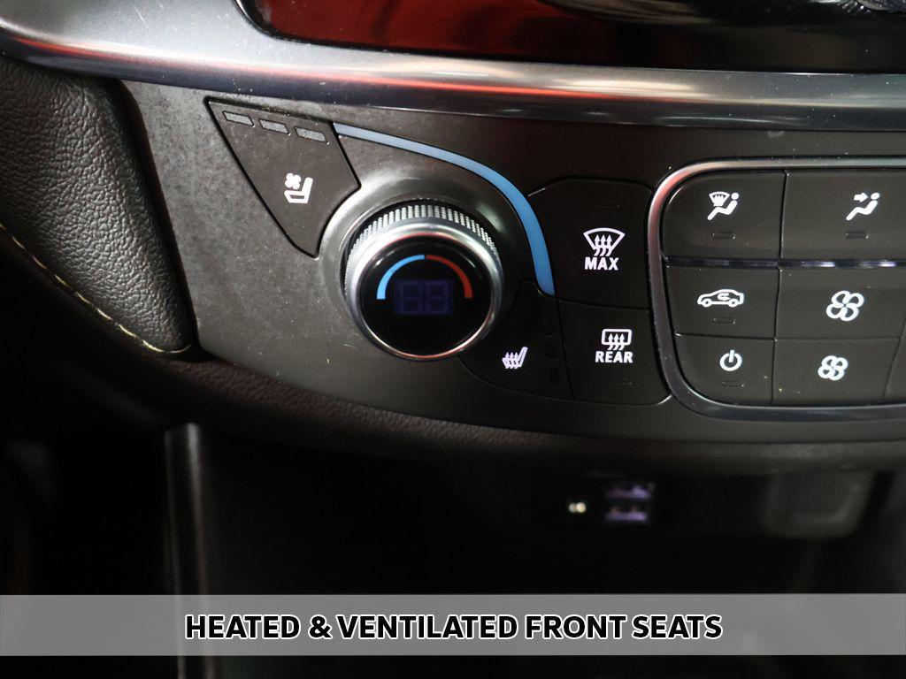 used 2023 Chevrolet Traverse car, priced at $32,299