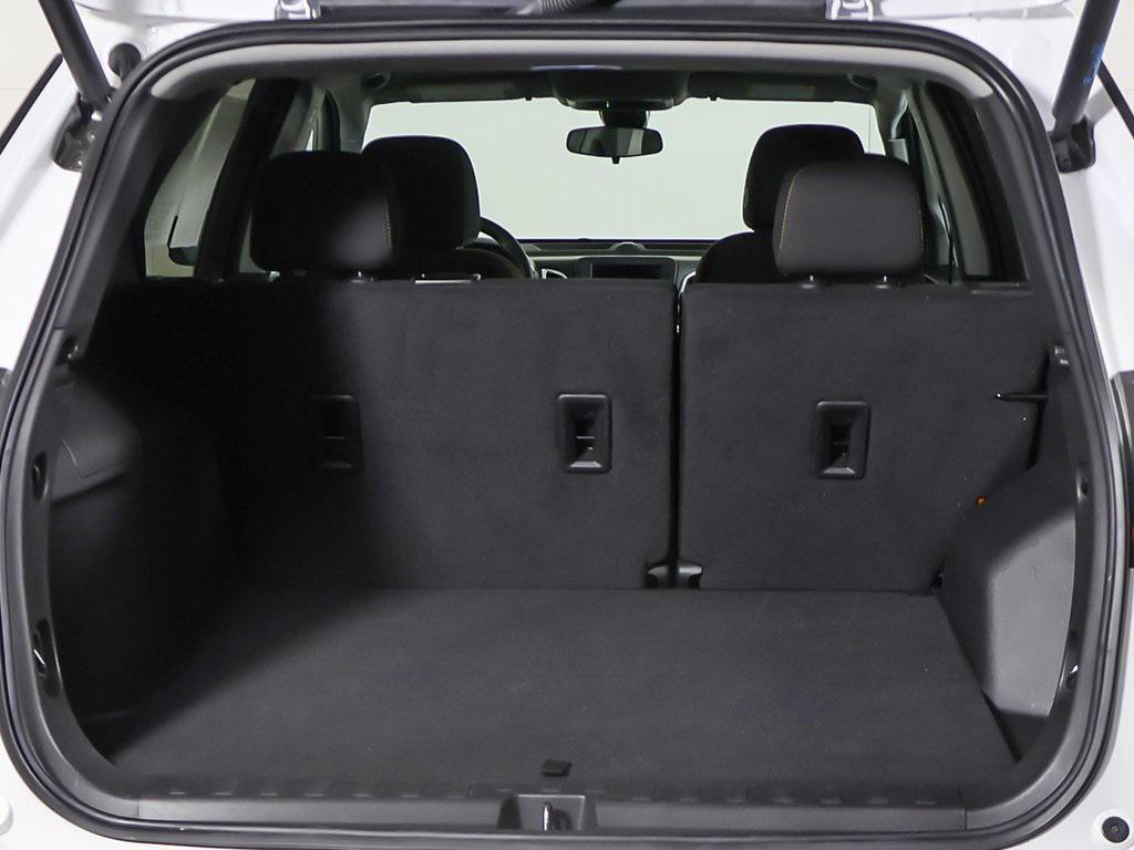 used 2024 Chevrolet Equinox car, priced at $20,499