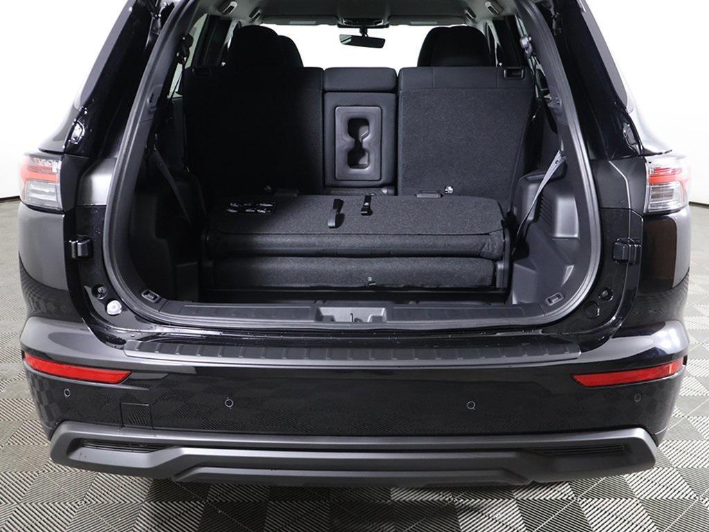 new 2026 Mitsubishi Outlander car, priced at $34,435