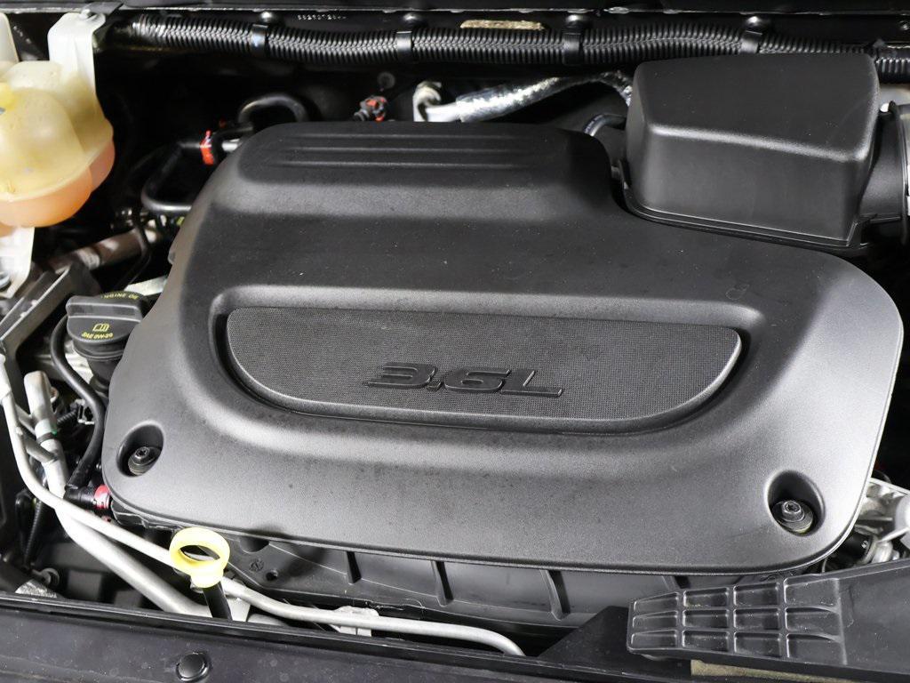 used 2022 Chrysler Pacifica car, priced at $18,349