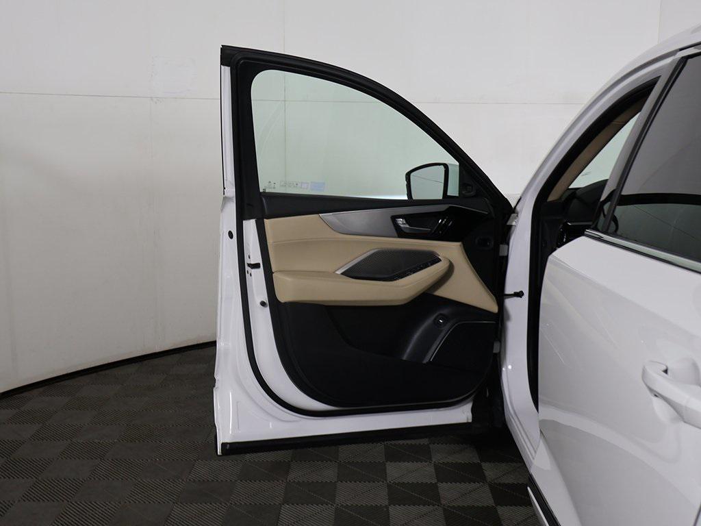 used 2023 Acura MDX car, priced at $36,899