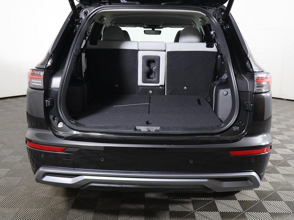 new 2025 Mitsubishi Outlander car, priced at $38,465