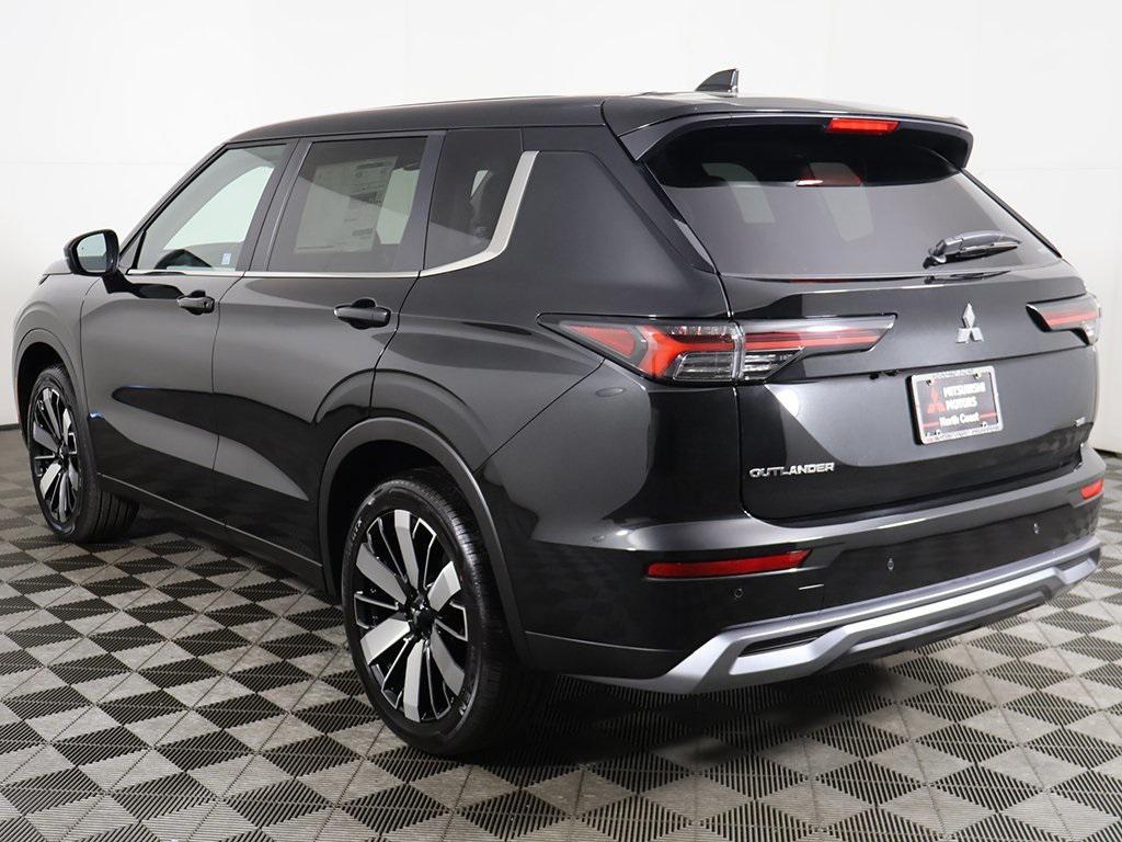 new 2025 Mitsubishi Outlander car, priced at $38,465