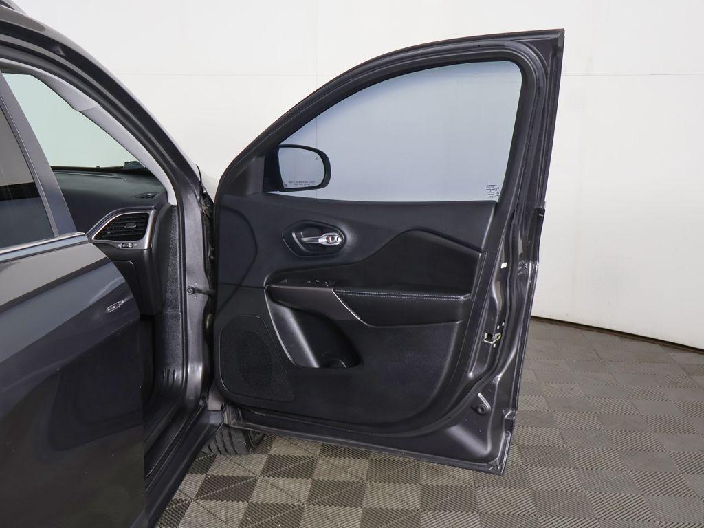 used 2019 Jeep Cherokee car, priced at $15,849