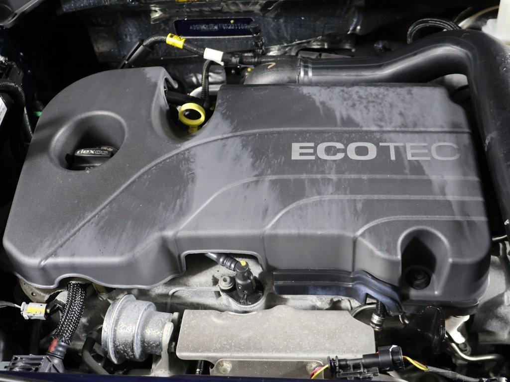 used 2022 Chevrolet Equinox car, priced at $18,899