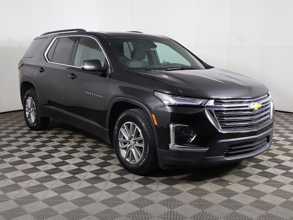 used 2023 Chevrolet Traverse car, priced at $22,990