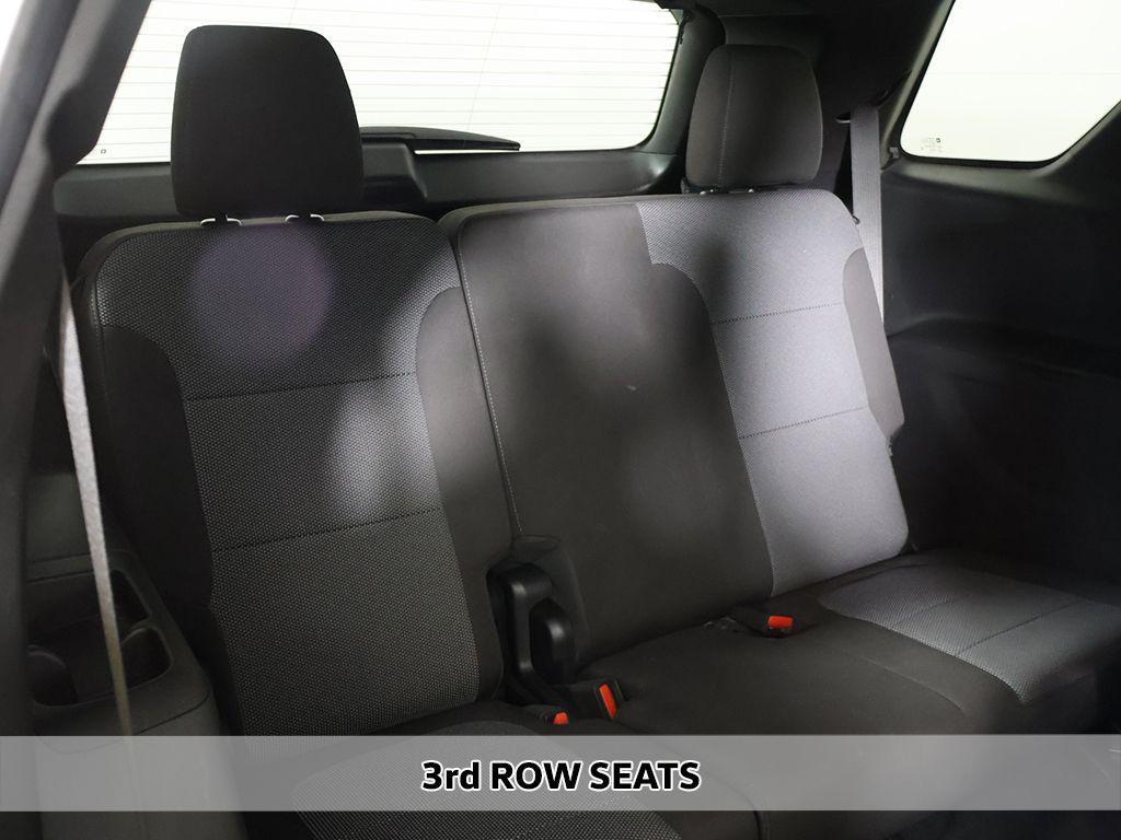 used 2023 Chevrolet Traverse car, priced at $22,990