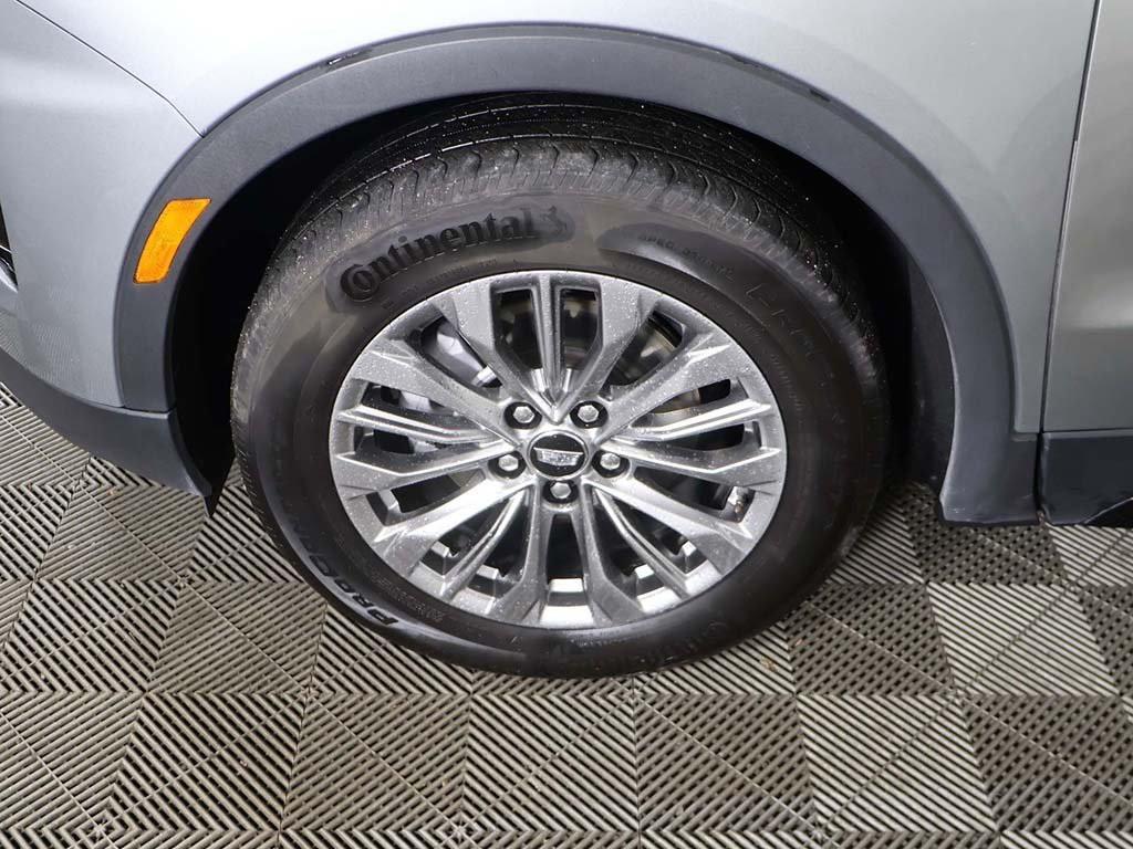 used 2024 Cadillac XT4 car, priced at $28,299