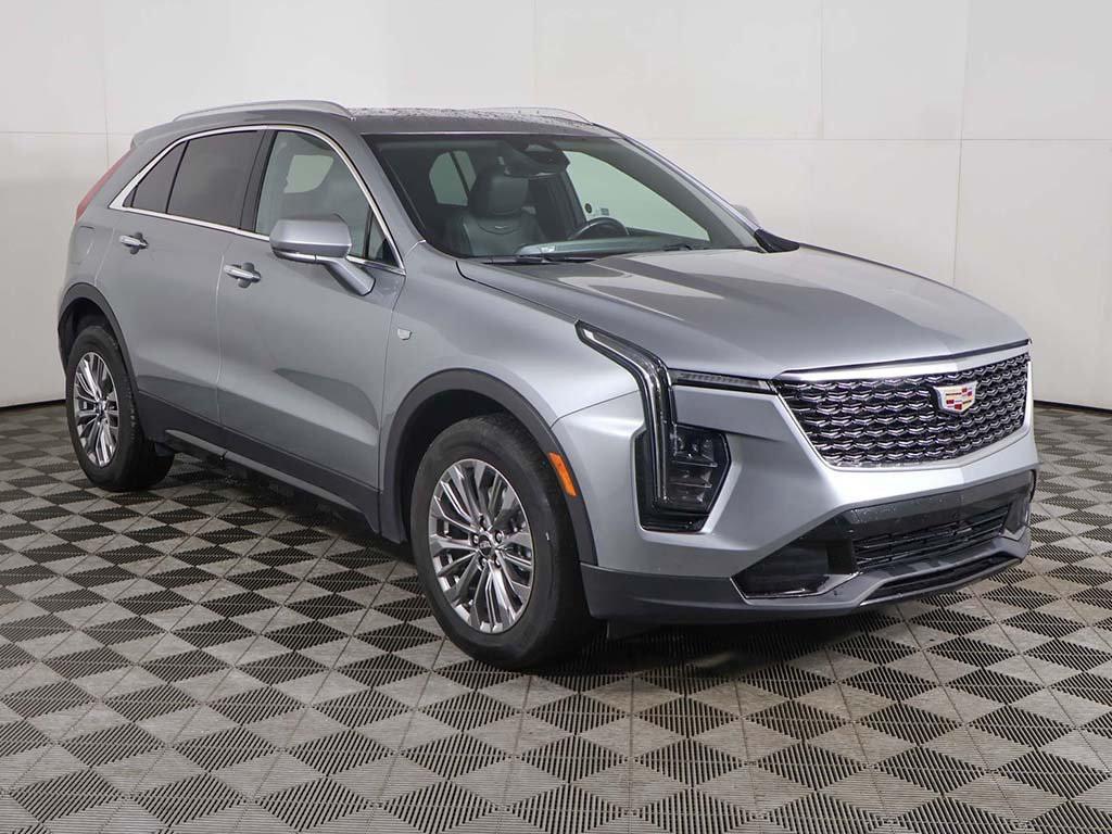 used 2024 Cadillac XT4 car, priced at $28,299