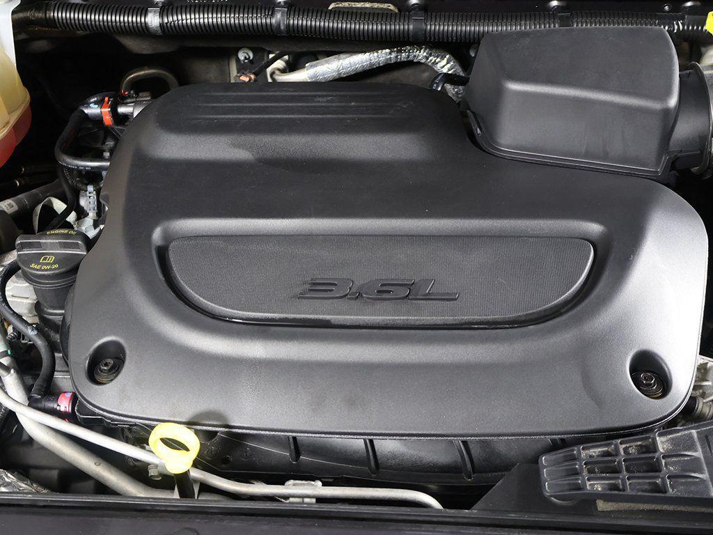 used 2023 Chrysler Pacifica car, priced at $20,999