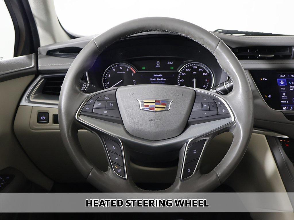 used 2022 Cadillac XT5 car, priced at $26,999