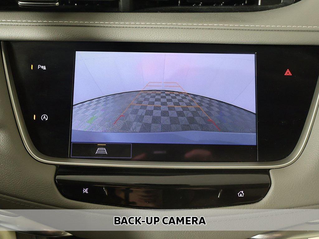 used 2022 Cadillac XT5 car, priced at $26,999