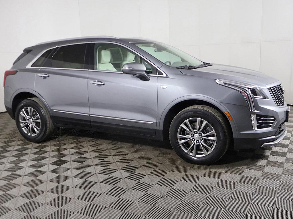 used 2022 Cadillac XT5 car, priced at $26,999