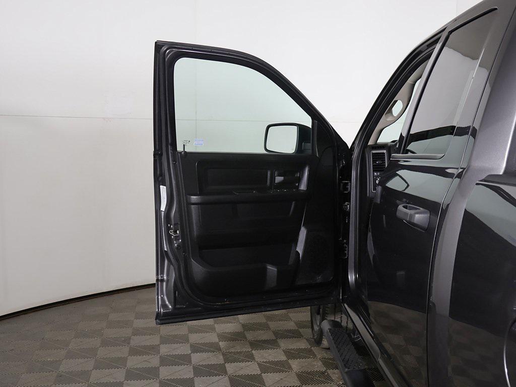 used 2022 Ram 1500 Classic car, priced at $27,990