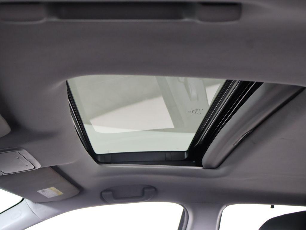 used 2022 Honda Pilot car, priced at $29,549