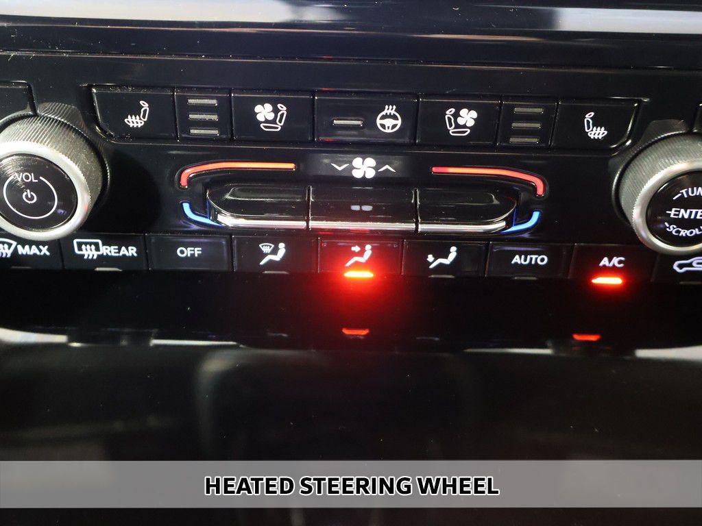 used 2023 Jeep Grand Cherokee L car, priced at $41,899