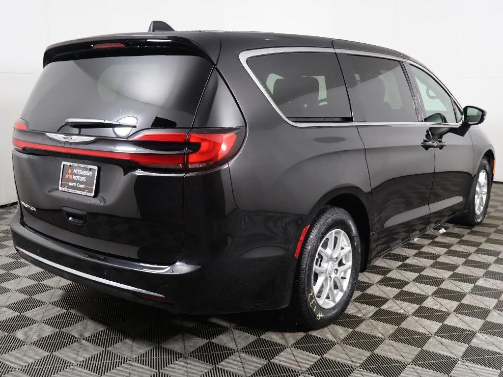 used 2025 Chrysler Pacifica car, priced at $30,499