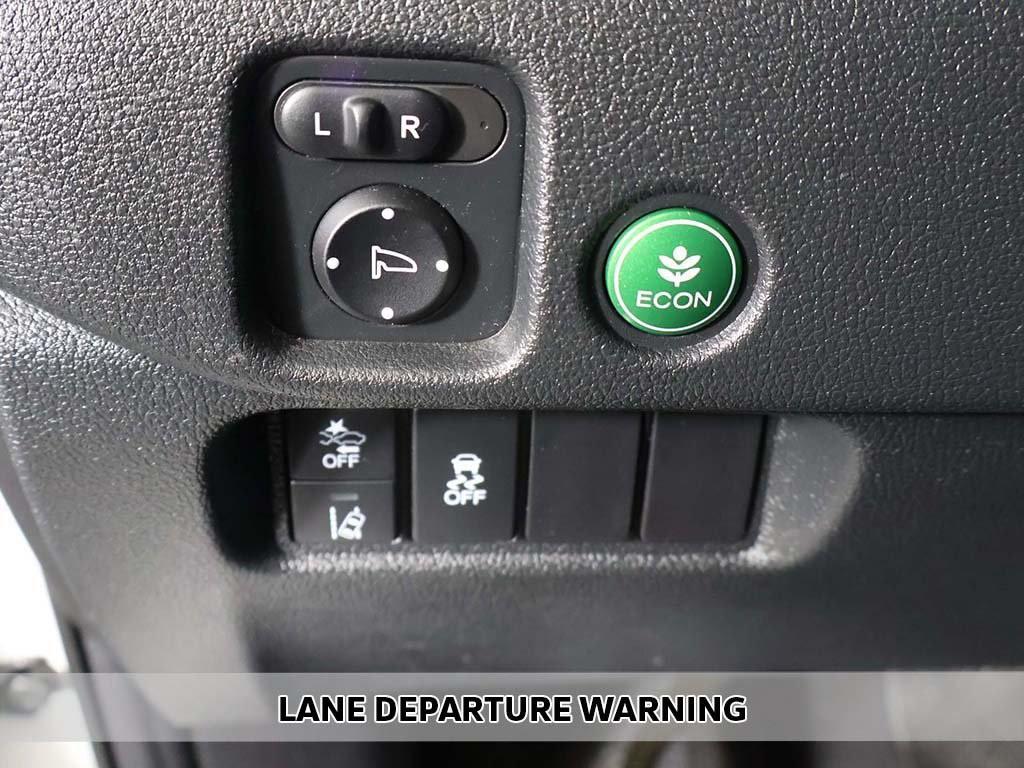 used 2022 Honda Pilot car, priced at $22,990