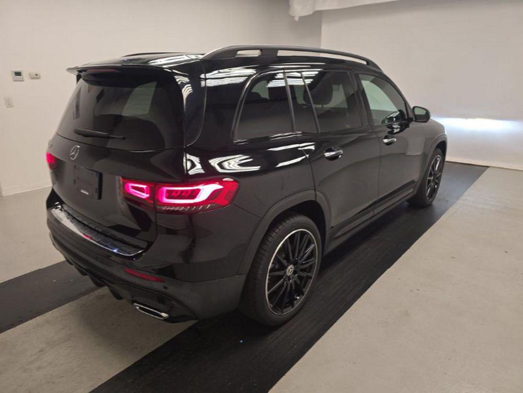used 2023 Mercedes-Benz GLB 250 car, priced at $28,990